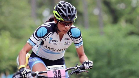 Agustina Apaza campeona en Minas Gerais